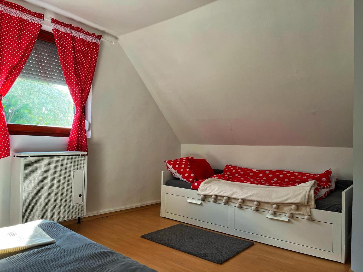 Poettyoesotthon Vendeghaz Apartment Tiszabábolna Екстериор снимка