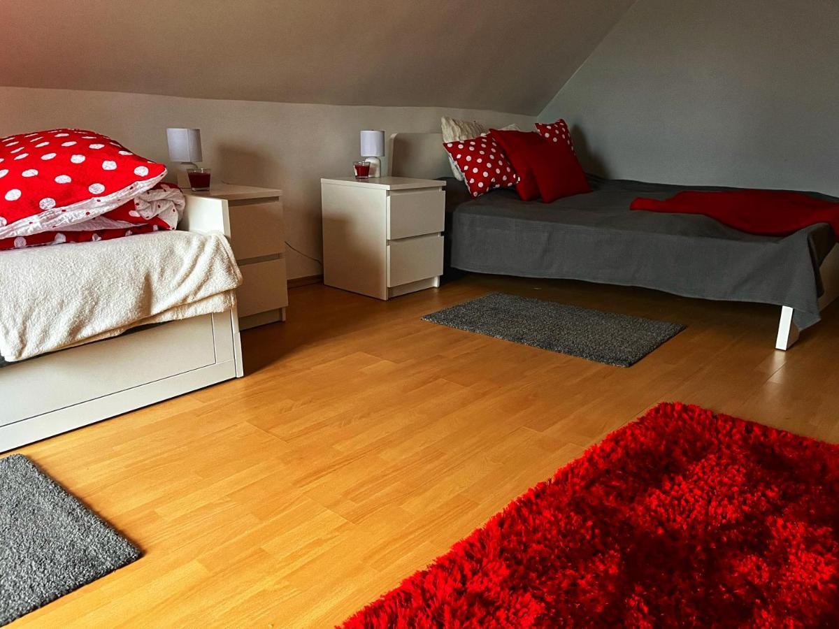 Poettyoesotthon Vendeghaz Apartment Tiszabábolna Екстериор снимка